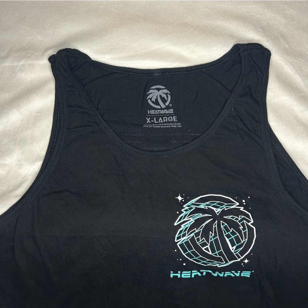 Heat wave visual men’s tank top size XL black used great condition white decal - Picture 6 of 7